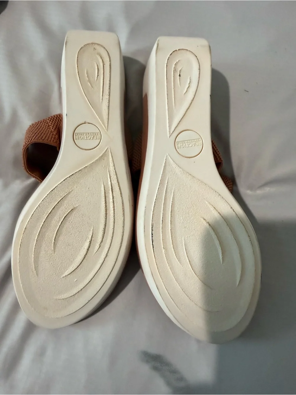 Kenneth Cole excellent pre